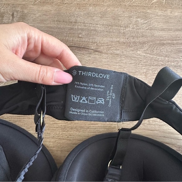 Thirdlove Classic 24/7 T Shirt Bra Solid Black Adjustable Size 42F NWT - Picture 7 of 8